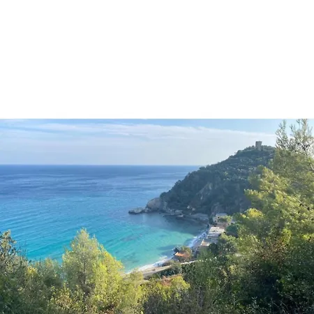 A 50m Dalla Spiaggia * 瓦里格提