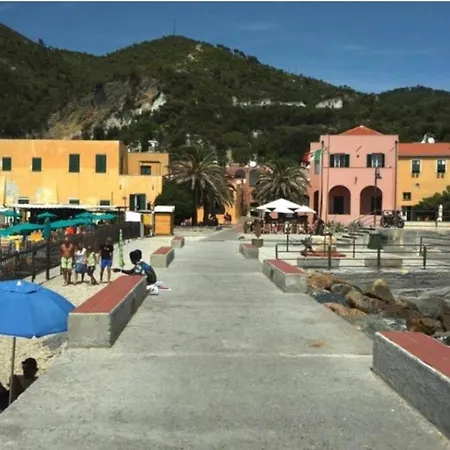公寓 A 50m Dalla Spiaggia